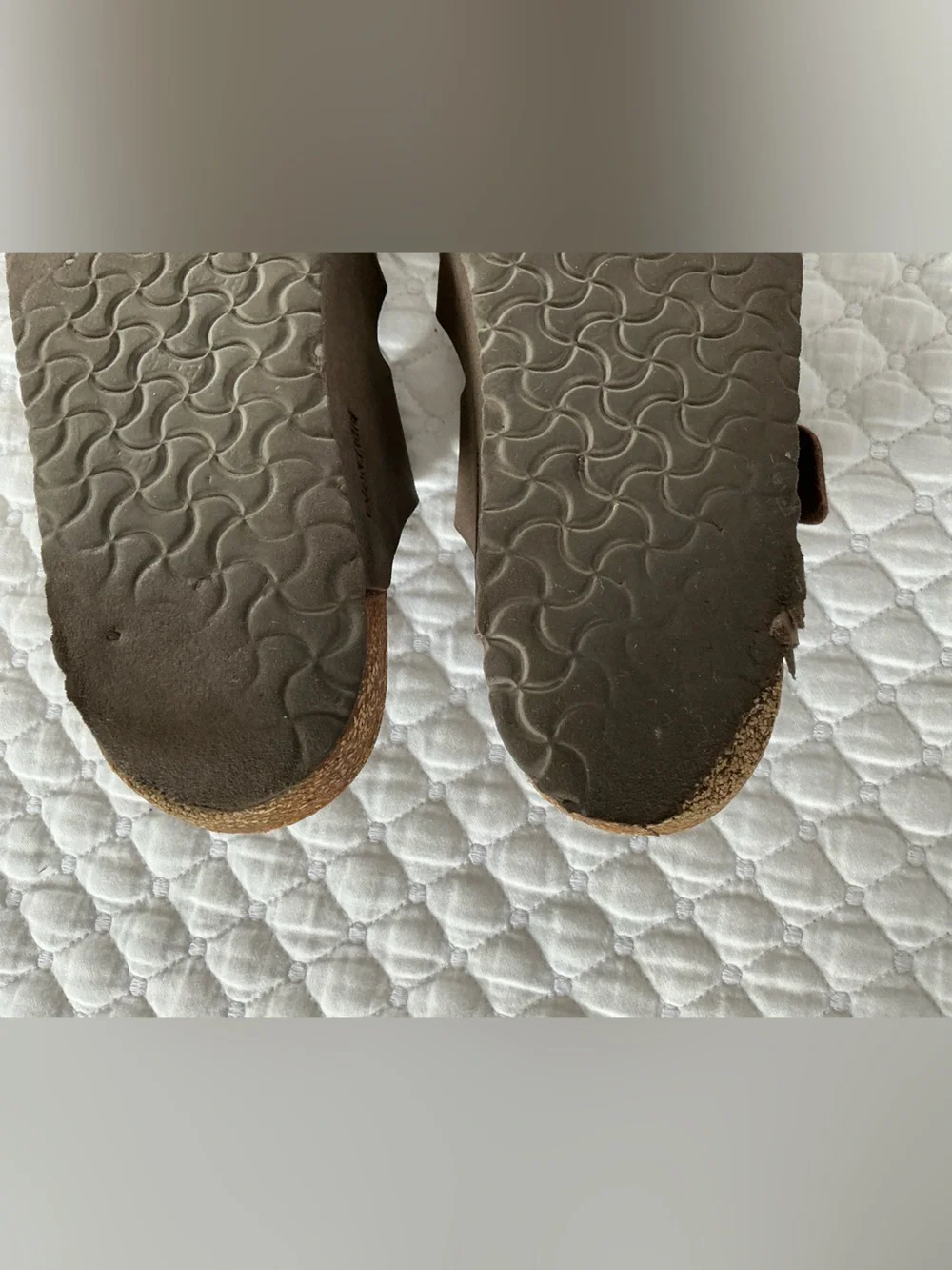 Birkenstock Arizona Slide Sandals Tan Brown 34EU/ 3-3,5 youth kids  or women